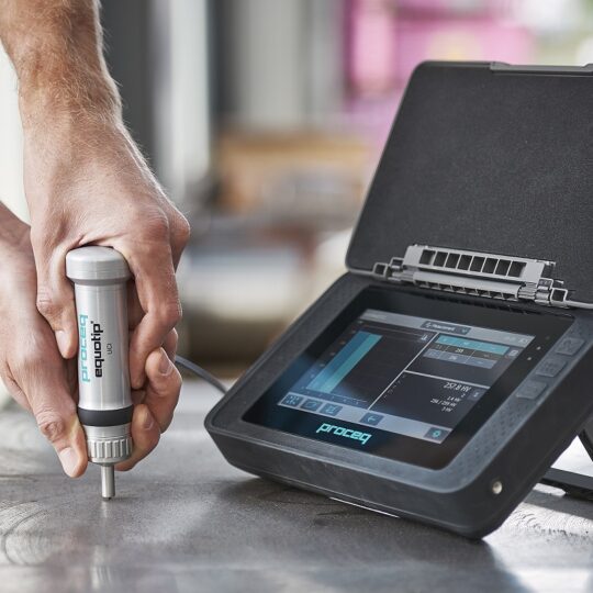 PROCEQ EQUOTIP 550 - UCI